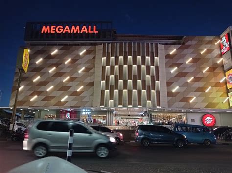 what time does megamall open